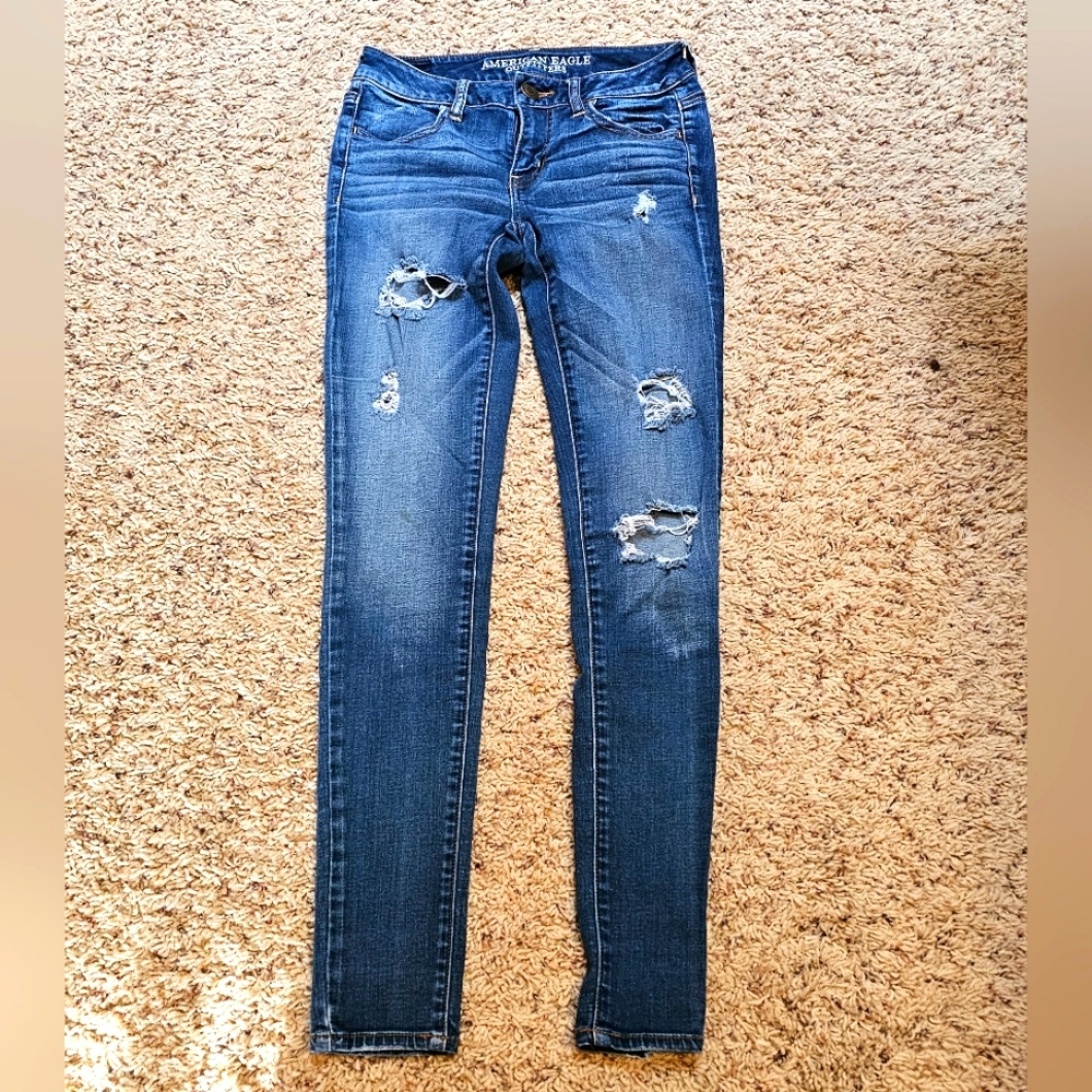 AE distressed Jeggings